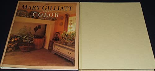 Imagen de archivo de The Mary Gilliatt Book of Color a la venta por BookHolders