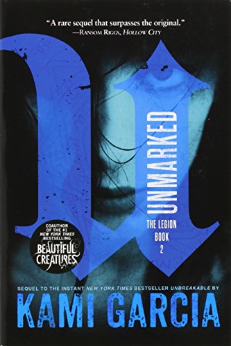 Imagen de archivo de Unmarked a la venta por PlumCircle