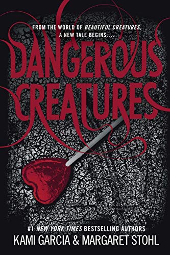 9780316370325: Dangerous Creatures