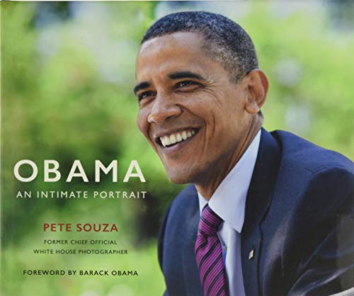 Beispielbild fr Obama: An Intimate Portrait zum Verkauf von Better World Books
