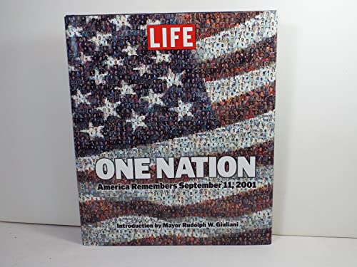 Beispielbild fr One Nation: America Remembers September 11, 2001 zum Verkauf von BookHolders