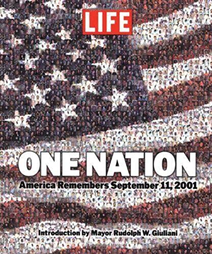 Beispielbild für One Nation: America Remembers September 11, 2001 zum Verkauf von AwesomeBooks