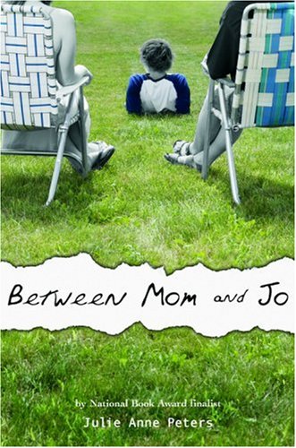 Beispielbild fr Between Mom and Jo zum Verkauf von Better World Books