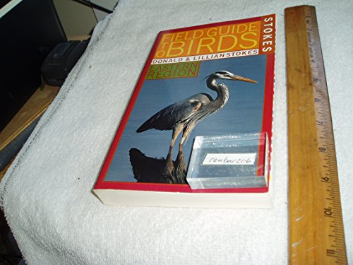Imagen de archivo de Stokes Field Guide to Birds: Eastern Region (Stokes Field Guides) a la venta por AwesomeBooks