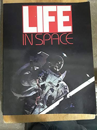 Beispielbild fr Life in Space zum Verkauf von ThriftBooks-Dallas