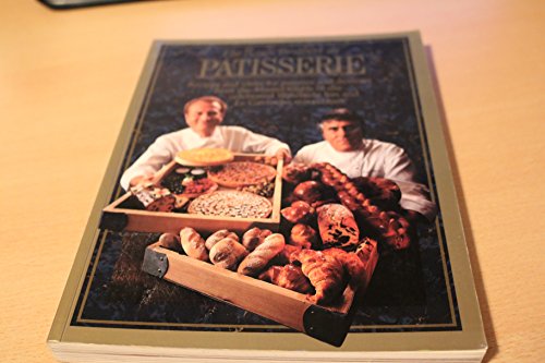 9780316905596: The Roux Brothers On Patisserie