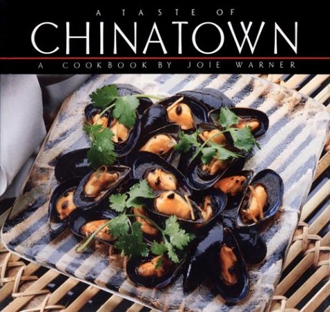 Imagen de archivo de A taste of Chinatown a la venta por Wonder Book
