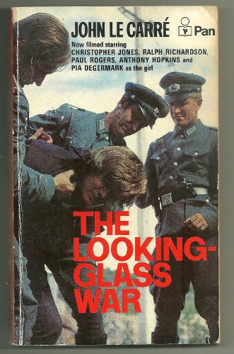 Imagen de archivo de The Looking Glass War : A George Smiley Novel a la venta por Better World Books