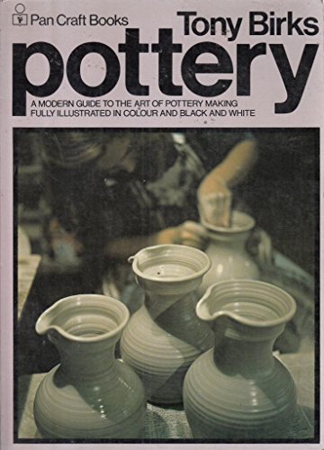Imagen de archivo de Pottery (Pan craft books) a la venta por WorldofBooks