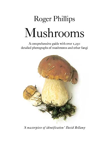 9780330442374: Mushrooms