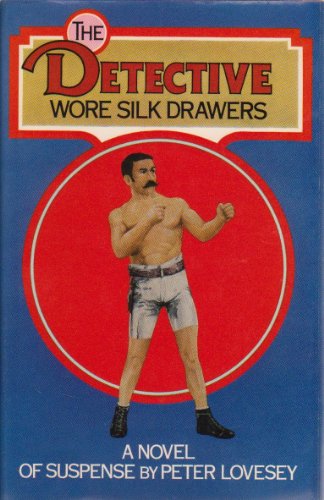 9780333125786: Detective Wore Silk Drawers