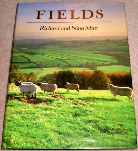 Imagen de archivo de Fields a la venta por Kennys Bookshop and Art Galleries Ltd.