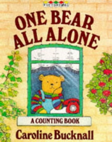 9780333452820: One Bear All Alone (Picturemacs S.)