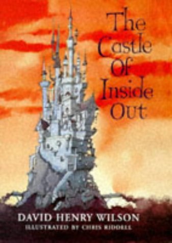 9780333656358: The Castle of Inside Out