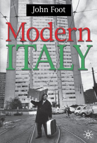 Imagen de archivo de Modern Italy a la venta por WorldofBooks