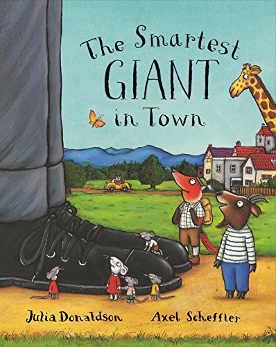 9780333961445: THE SMARTEST GIANT IN TOWN