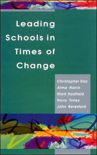 Imagen de archivo de Leading Schools in Times of Change a la venta por Nauka Japan LLC