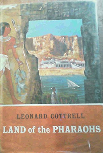 Imagen de archivo de Land of the Pharaohs (World Culture) a la venta por ThriftBooks-Atlanta