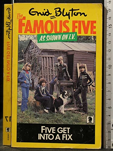 Beispielbild fr Five Get into a Fix (Knight Books) zum Verkauf von AwesomeBooks