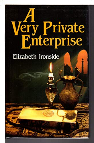 9780340352694: A very private enterprise