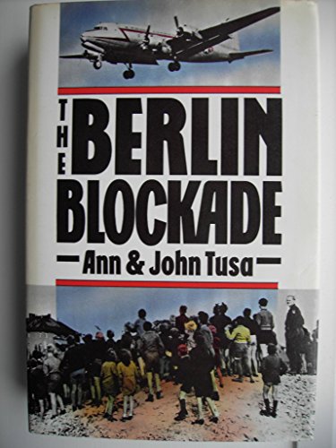 9780340416075: The Berlin Blockade