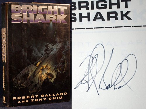 Imagen de archivo de Bright Shark a la venta por WorldofBooks