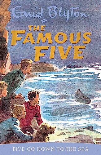 Beispielbild fr Famous Five: Five Go Down To The Sea : Book 12 zum Verkauf von Smartbuy