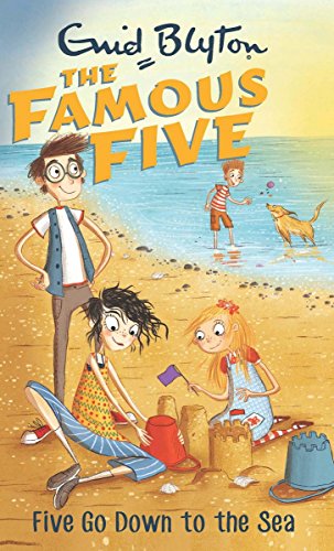 Imagen de archivo de The Famous Five 12: Five go Down to the Sea [Paperback] [Jan 01, 2004] Blyton, Enid a la venta por SecondSale