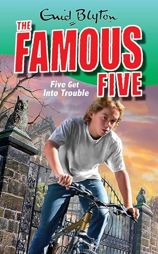 9780340931660: Five Get Into Trouble: Book 8