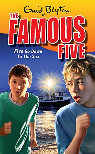 9780340931707: Five Go Down To The Sea: Book 12 (Famous Five)