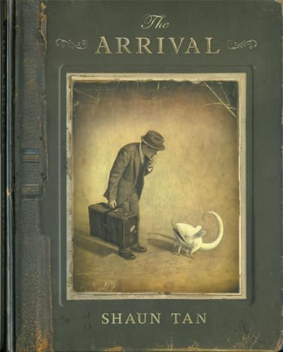 Stock image for The Arrival ++++ A BEAUTIFUL INSCRIBED SIGNED & DOODLED UK FIRST EDITION HARDBACK ++++ for sale by Zeitgeist Books