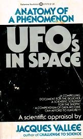 Beispielbild fr UFO'S IN SPACE zum Verkauf von Antiquariat Armebooks