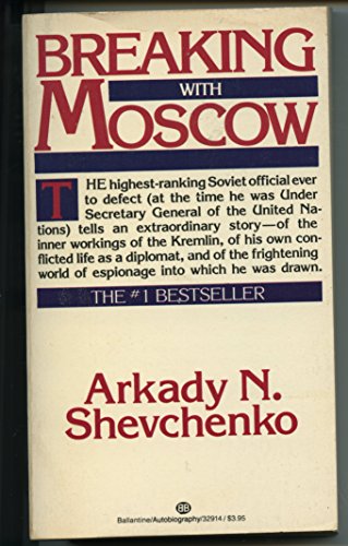 Imagen de archivo de Breaking with Moscow a la venta por BookHolders