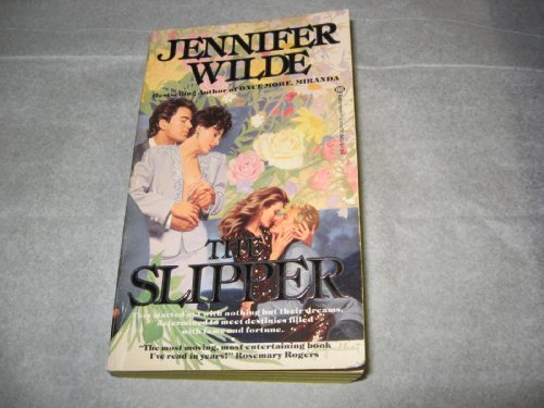 Imagen de archivo de The Slipper a la venta por Better World Books: West