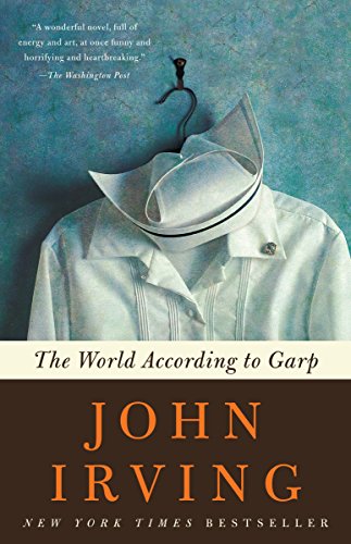 The World According to Garp: A Novel (Ballantine Reader's Circle) - John Irving