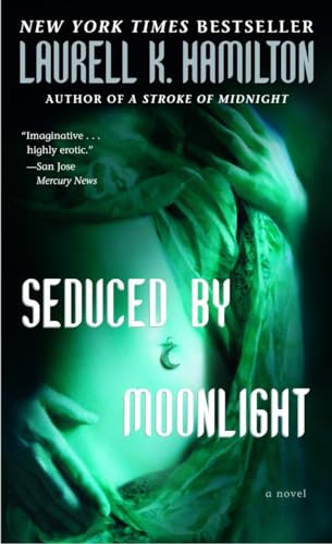 Beispielbild fr Seduced by Moonlight (Meredith Gentry, Book 3) zum Verkauf von Gulf Coast Books