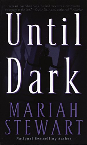 Imagen de archivo de Until Dark: A Novel (FBI) a la venta por Gulf Coast Books