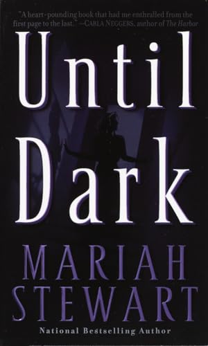 9780345447401: Until Dark: A Novel (FBI)