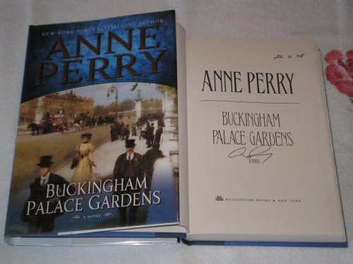 Beispielbild fr Buckingham Palace Gardens: A Novel (Charlotte & Thomas Pitt Novels) zum Verkauf von SecondSale