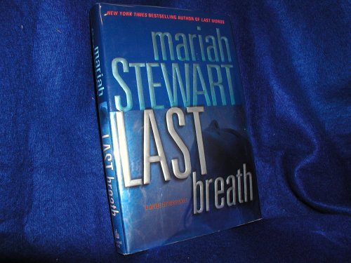 Beispielbild fr Last Breath: A Novel of Suspense zum Verkauf von Wonder Book