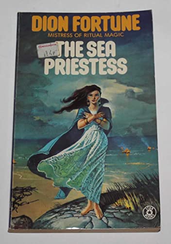 9780352398932: The Sea Priestess