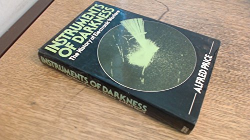 9780354010627: Instruments of Darkness: History of Electronic Warfare