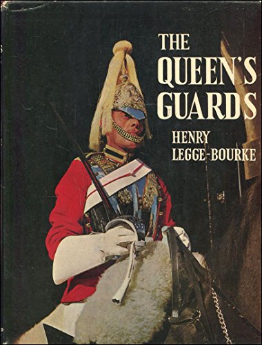 9780356007069: Queen's Guards