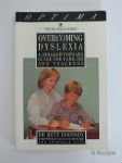 9780356144993: Overcoming Dyslexia: A Straightforward Guide for Families and Teachers (Positive Health Guide)