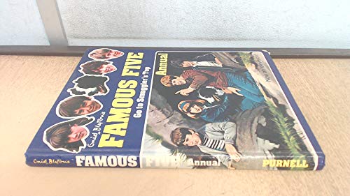 9780361045643: Famous Five Go To Smugglers Top Annual