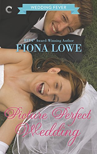 9780373002405: Picture Perfect Wedding (Wedding Fever (Carina))