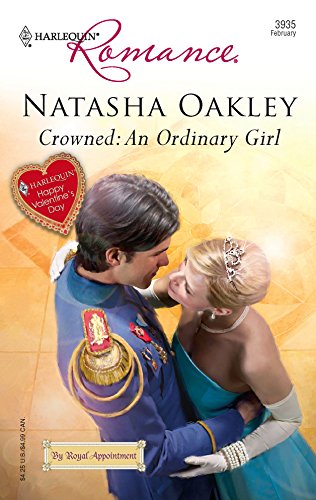 Beispielbild fr Crowned: An Ordinary Girl zum Verkauf von ThriftBooks-Atlanta