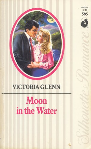 Imagen de archivo de Moon In The Water (Silhouette Romance #585) a la venta por ThriftBooks-Dallas