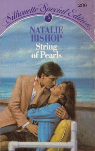 Imagen de archivo de String of Pearls a la venta por Klanhorn