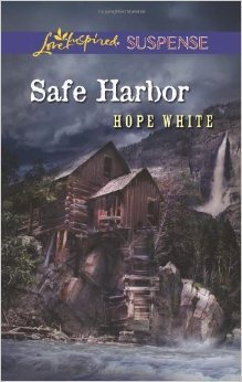 Beispielbild fr Safe Harbor - Love Inspired Suspense, True Large Print zum Verkauf von Better World Books